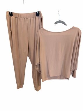 Ribbed Relaxed Jogger Set in Taupe